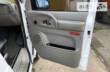 Минивэн Chevrolet Astro 2005 в 