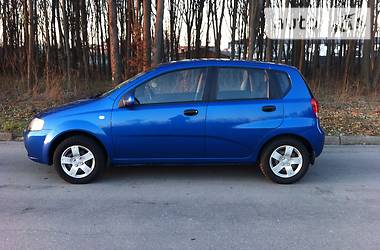 Хэтчбек Chevrolet Aveo 2008 в 
