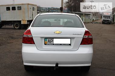 Седан Chevrolet Aveo 2011 в 