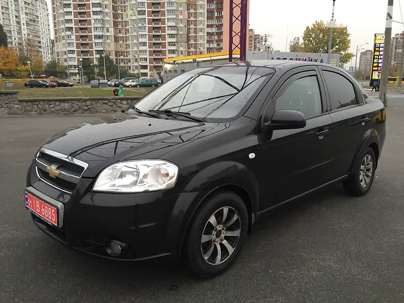 Седан Chevrolet Aveo 2006 в Киеве