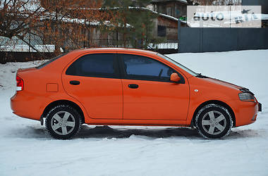 Седан Chevrolet Aveo 2006 в Днепре