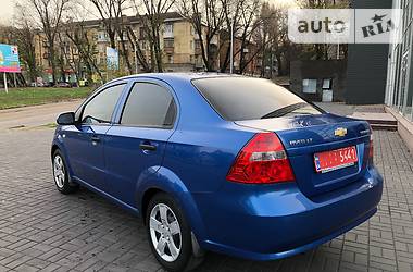 Седан Chevrolet Aveo 2007 в Каменском