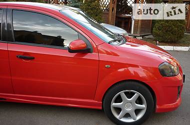 Седан Chevrolet Aveo 2010 в Киеве