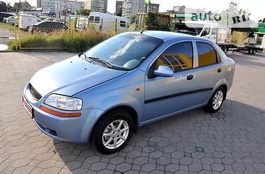 Седан Chevrolet Aveo 2004 в Львове