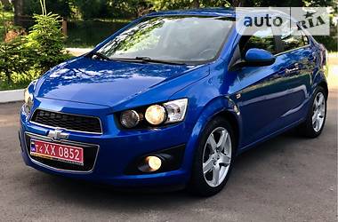 Седан Chevrolet Aveo 2012 в Луцке