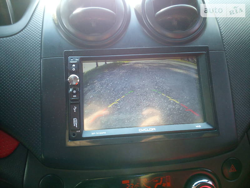 Седан Chevrolet Aveo 2009 в Слов'янську