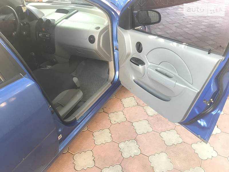 Седан Chevrolet Aveo 2005 в Тетієві