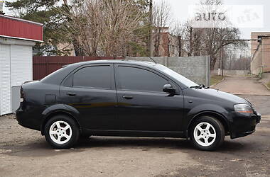 Седан Chevrolet Aveo 2006 в Кривому Розі