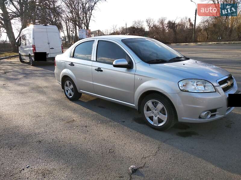 Седан Chevrolet Aveo 2007 в Києві