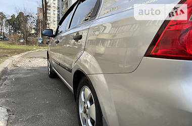 Седан Chevrolet Aveo 2006 в 