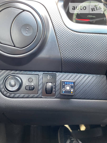 Седан Chevrolet Aveo 2006 в Киеве