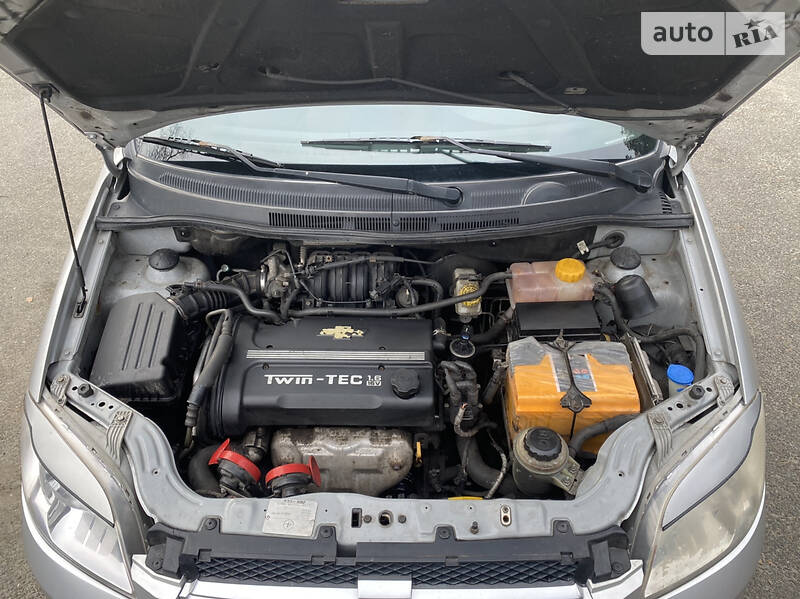 Седан Chevrolet Aveo 2008 в Києві