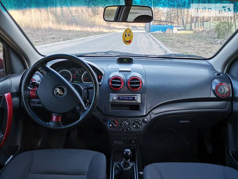 Седан Chevrolet Aveo 2006 в Києві