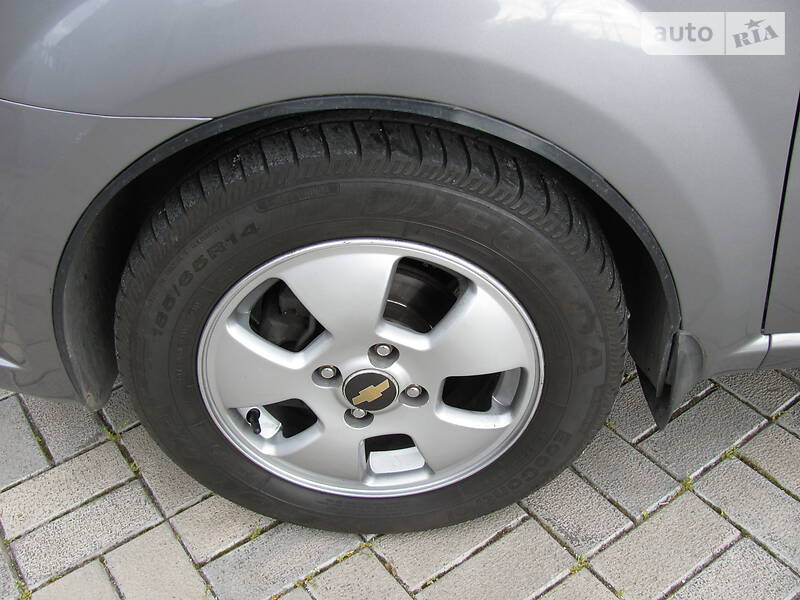 Седан Chevrolet Aveo 2006 в Маріуполі фото 83 Седан Chevrolet Aveo 2006 в Маріуполі