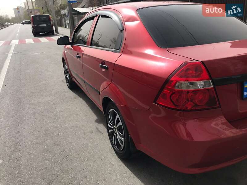 Седан Chevrolet Aveo 2007 в Києві