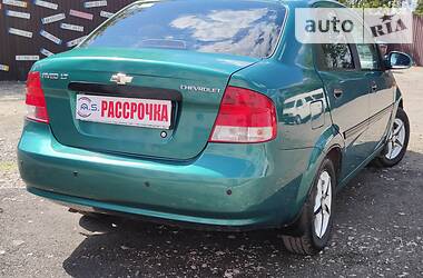 Седан Chevrolet Aveo 2005 в Кривом Роге