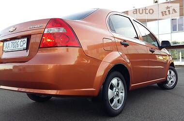 Седан Chevrolet Aveo 2007 в Киеве