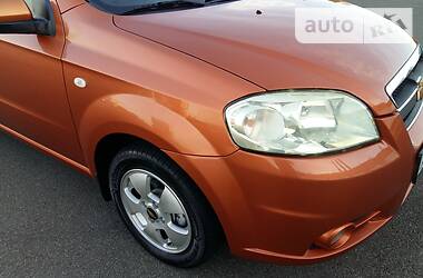 Седан Chevrolet Aveo 2007 в Киеве