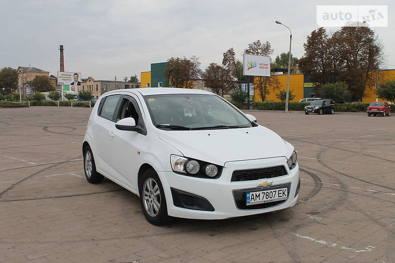 Хетчбек Chevrolet Aveo 2012 в Житомирі фото Хетчбек Chevrolet Aveo 2012 в Житомирі