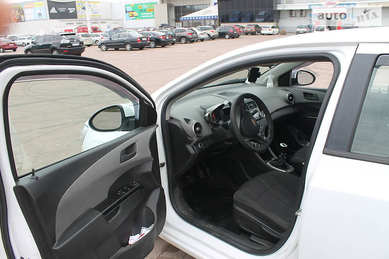 Хетчбек Chevrolet Aveo 2012 в Житомирі фото 24 Хетчбек Chevrolet Aveo 2012 в Житомирі