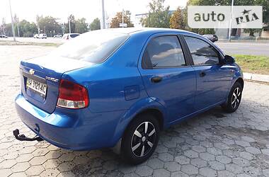 Седан Chevrolet Aveo 2005 в Днепре