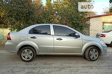 Седан Chevrolet Aveo 2011 в Кривом Роге