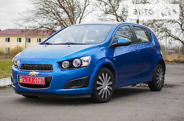 Хетчбек Chevrolet Aveo 2011 в Рівному