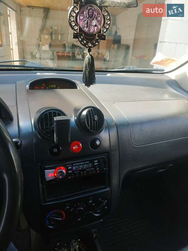 Хетчбек Chevrolet Aveo 2007 в Житомирі
