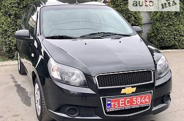 Хэтчбек Chevrolet Aveo 2011 в Тернополе