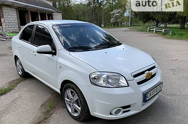 Седан Chevrolet Aveo 2008 в Києві