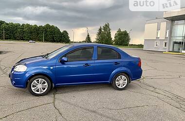 Седан Chevrolet Aveo 2008 в Полтаве