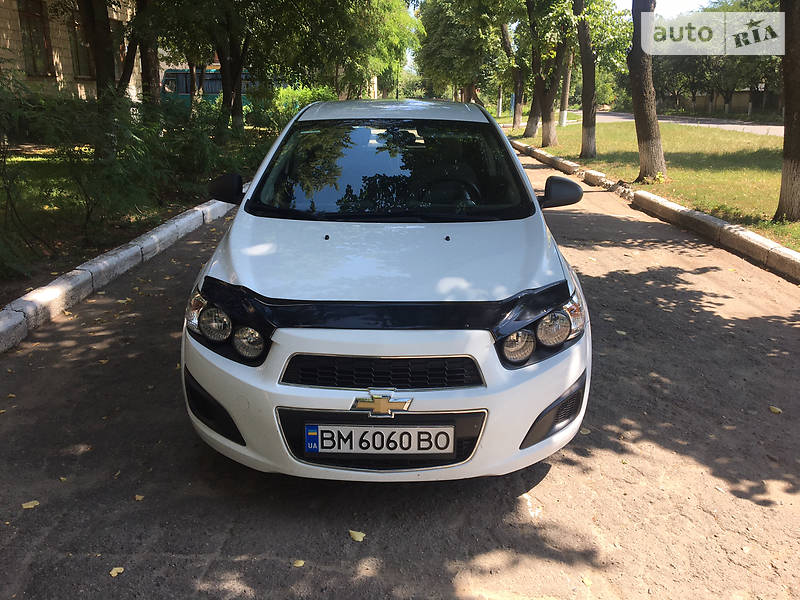 Хэтчбек Chevrolet Aveo 2011 в Сумах