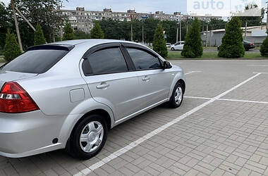 Седан Chevrolet Aveo 2007 в Мариуполе