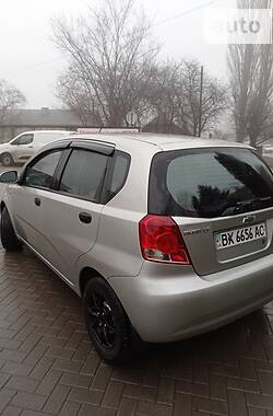 Хэтчбек Chevrolet Aveo 2005 в Каменец-Подольском