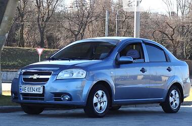 Седан Chevrolet Aveo 2008 в Днепре