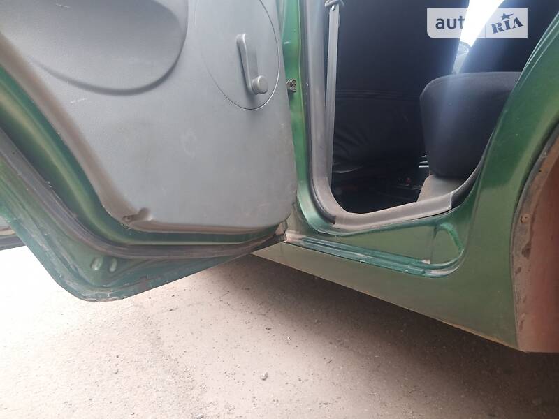 Седан Chevrolet Aveo 2004 в Кривому Розі фото 7 Седан Chevrolet Aveo 2004 в Кривому Розі