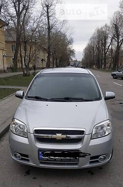 Седан Chevrolet Aveo 2010 в Кременчуці