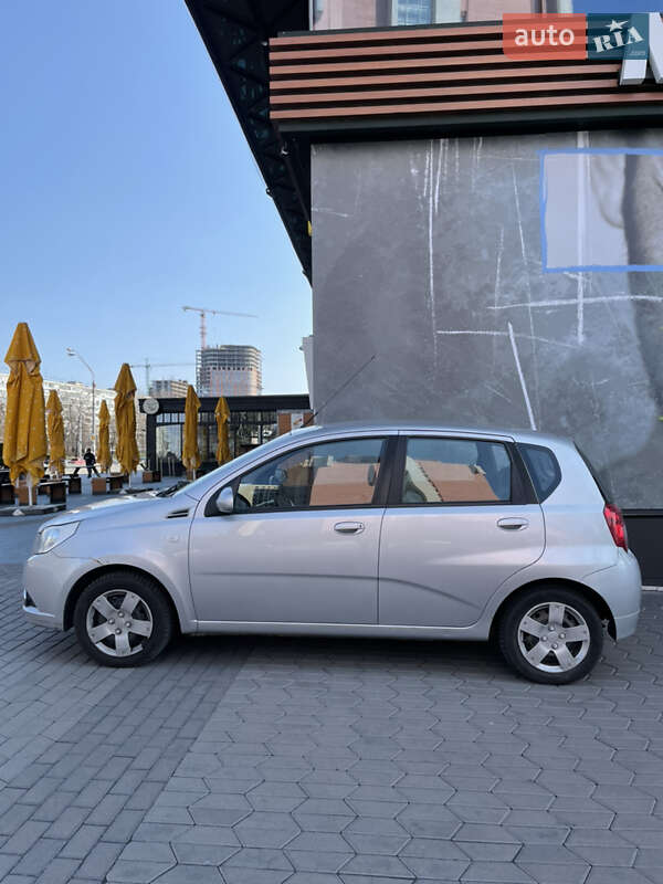 Хэтчбек Chevrolet Aveo 2008 в Киеве фото 10 Хэтчбек Chevrolet Aveo 2008 в Киеве