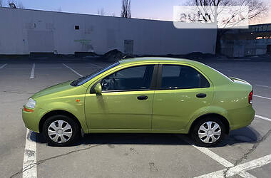 Седан Chevrolet Aveo 2005 в Львові