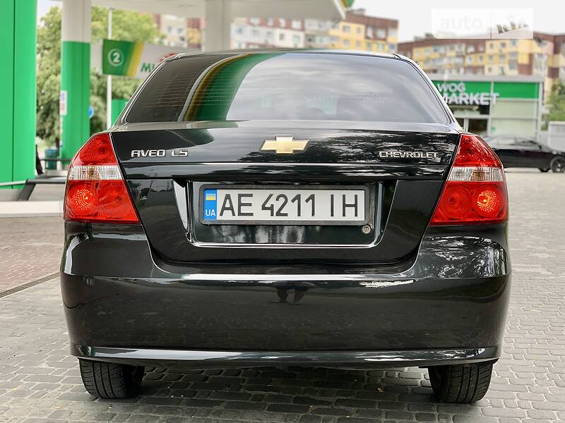 Седан Chevrolet Aveo 2011 в Дніпрі