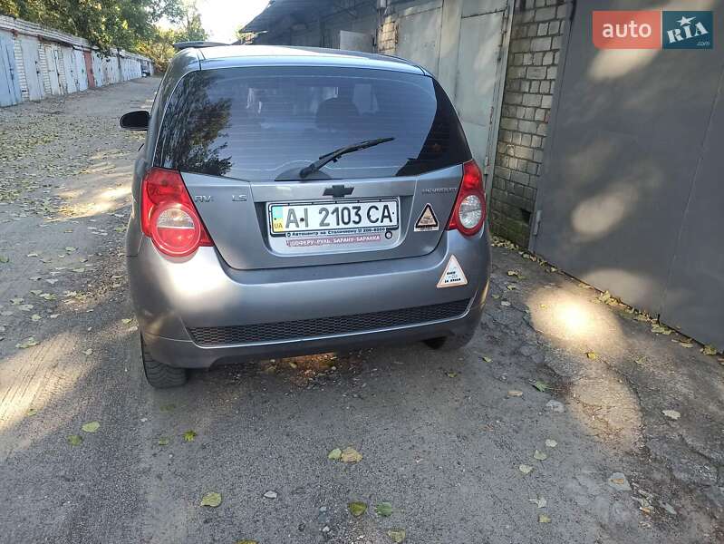 Хэтчбек Chevrolet Aveo 2008 в Киеве