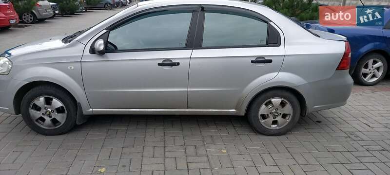 Седан Chevrolet Aveo 2007 в Кропивницькому