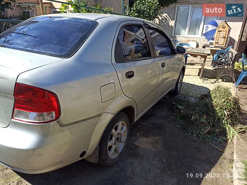 Седан Chevrolet Aveo 2005 в Одессе