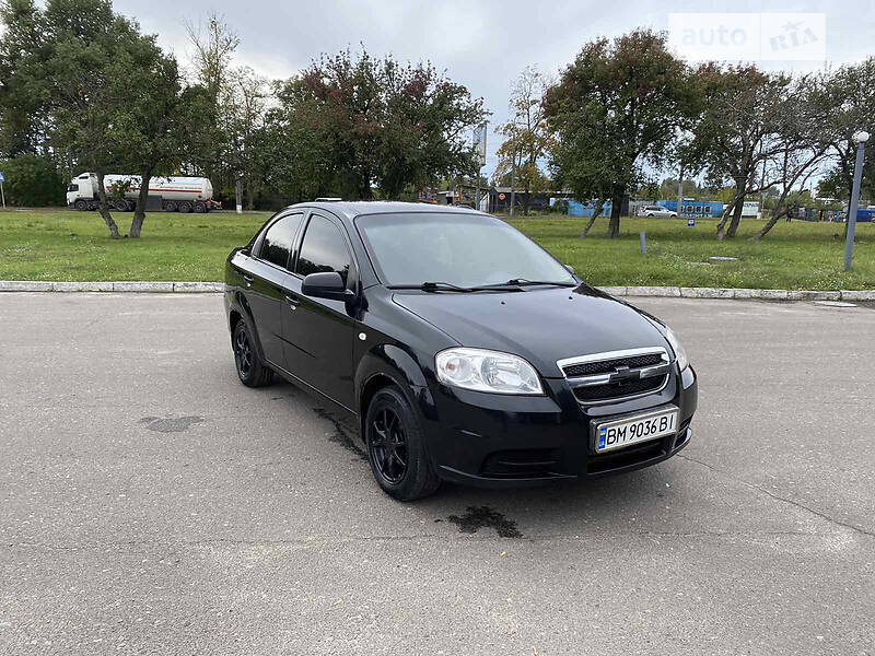 Седан Chevrolet Aveo 2011 в Сумах