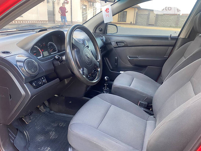 Седан Chevrolet Aveo 2008 в Зарічному