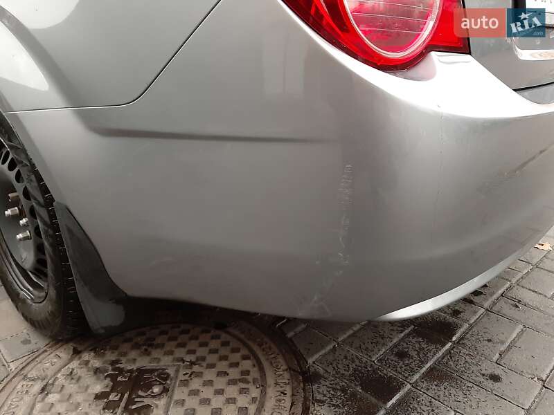 Седан Chevrolet Aveo 2011 в Києві