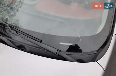 Седан Chevrolet Aveo 2011 в Києві