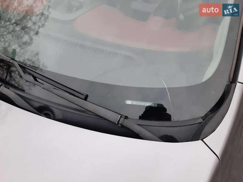 Седан Chevrolet Aveo 2011 в Києві