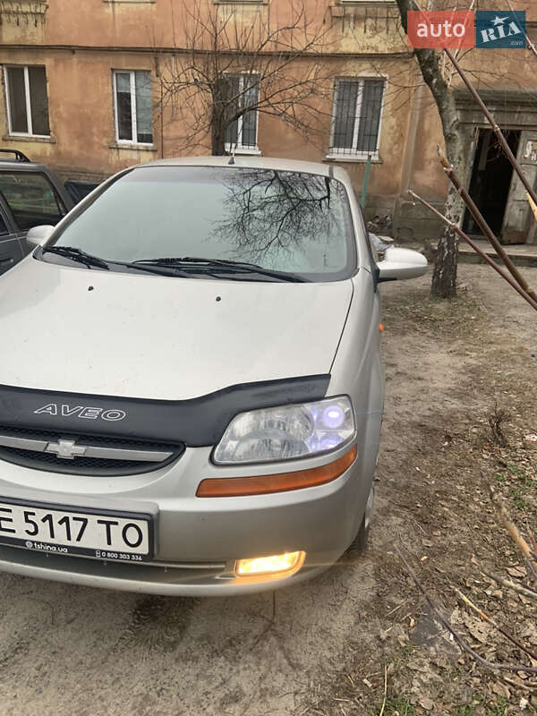 Седан Chevrolet Aveo 2005 в Днепре