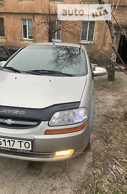 Седан Chevrolet Aveo 2005 в Днепре